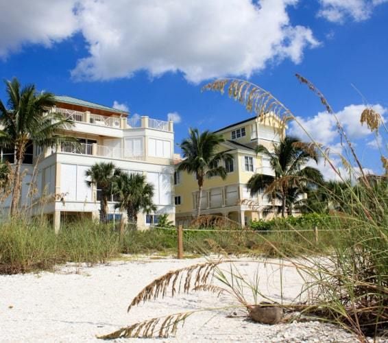 Large tropical beach houses in Florida
