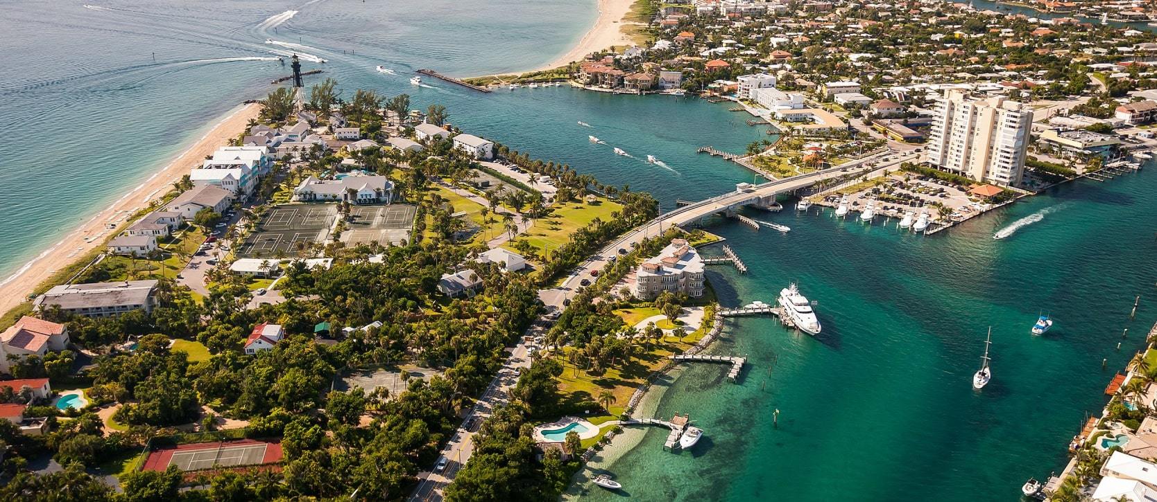 Aerial view of Florida community